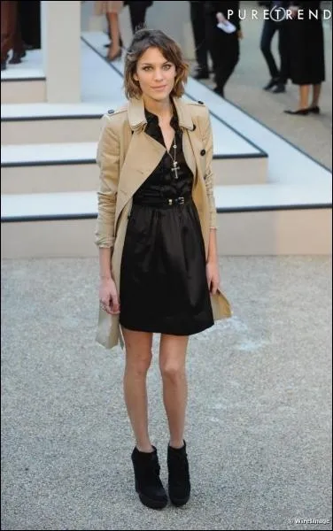 Quel vtement n'a pas pris une seule ride en 100 ans ?