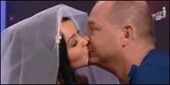 Quel clbre animateur a-t-elle embrass sur la bouche en direct dans son mission ?