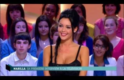 Nabilla est la premire star de la tlralit a avoir eu l'honneur d'tre l'invite-vedette de l'mission ...