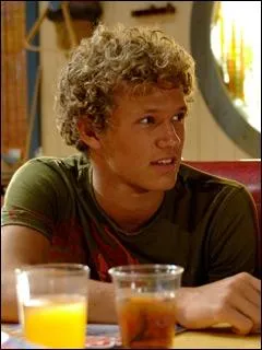 Dans quel pisode Emma embrasse-t-elle Byron ?