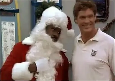 Dans cette srie, tout le monde est presqu'habill en  Nol  toute l'anne, mais sans la fourrure blanche. Quel est le titre de la srie ?