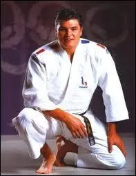 Dans quelle catgorie le judoka David Douillet a-t-il volu ?
