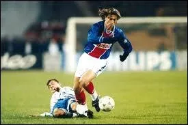 Avec quel club de football David Ginola a-t-il t champion de France en 1994 ?