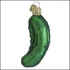 Eh bien si, c'est une  boule  de Nol, qui est un cornichon ! Pourquoi pas, il parat que c'est une tradition allemande. A ce propos, un film allemand  succs parlait beaucoup de cornichons, lequel ?