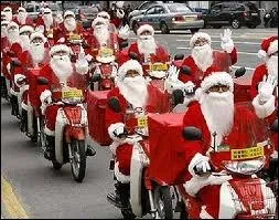 Encore un regroupement de Pres Nol, qui exercent leur vrai mtier, mais de qui s'agit-il  votre avis ?