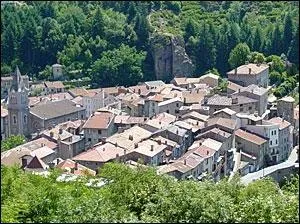 La ville du Cheylard situe au confluent de la Dorne et de l'Eyrieux est dans le dpartement de :