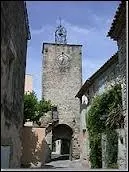 Nous partons  prsent  Richerenches, village Vauclusien o les habitants rpondent au nom de ...