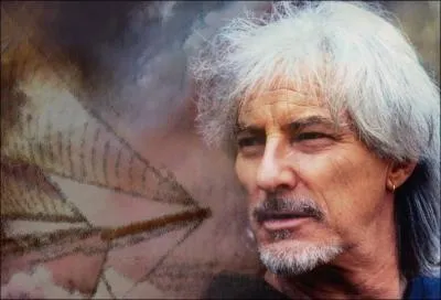 Ses paroles  qu'est il donc devenu ce gentil fianc qu'on n'a jamais revu ? Est c' pour ne pas nous abandonner que tu l'as laisse s'en aller ?   sont pour ... . .