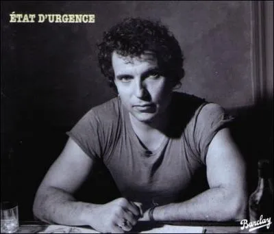 Ses paroles   j'ai compos une chanson d'amour une chanson secours pour l'autre ct pour ceux que l'on jette dans les oubliettes dans l'obscurit pendant qu'les gens dorment  sont pour ... . .