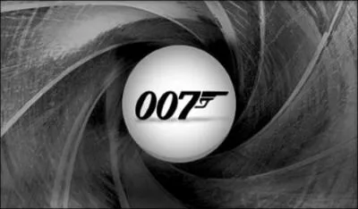 Qui sont les derniers acteurs  avoir incarner le personnage de Bond ?