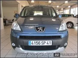 Cette voiture porte la plaque suivante  4156 SP 41 . Qu'en dduisez-vous ?