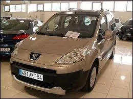 Voici une voiture dont la plaque est  491 AKT 54 . Quels renseignement avez-vous sur cette voiture ?