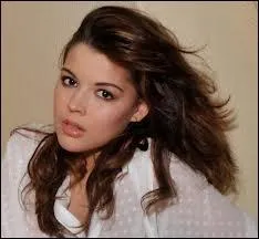 A-t-elle t choisie pour faire une chanson avec  1789  ?