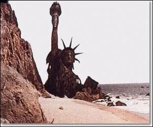   Ils les ont fait sauter leurs bombes ! Ah, les fous ! Je vous hais ! Soyez maudits jusqu' la fin des sicles !   dans quel film Charlton Heston dcouvre-t-il qu'il y a eu une fin du monde ?