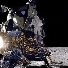 On se souvient de Niel Armstrong et de Buzz Aldrin, mais qui a t le troisime homme  avoir pos le pied sur la Lune ?