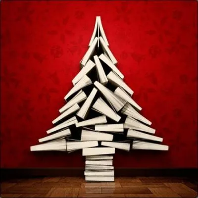 Voici un sapin fait... de livres. A partir de quel sicle un tel sapin de Nol aurait-il pu tre compos ?