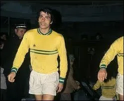 Un Argentin qui n'a jou que 2 saisons  Nantes mais qui a t champion de France en 1973 sous l're Arribas. Qui est-ce ?