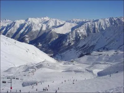 Je suis aux   Cauterets   c--d dans les :