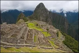 A la fin de chaque pisode, on avait droit  un documentaire sur les civilisations prcolombiennes... A quelle civilisation doit-on la cit pruvienne de Machu Picchu ?