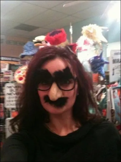 Qui est cette diva dguise ?