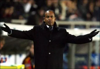 Rcompens en 1997 en entranant sur un cailloux, non un rocher, voici ...