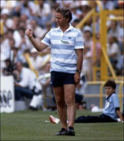 Rcompens en 1982, grce au parcours au mondial espagnol( Schumacher ! ) , voici ... .