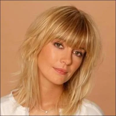 En 2007, elle reoit le Grard ... .