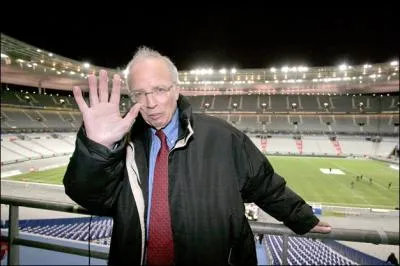 En 2012, il a reu le Grard ...