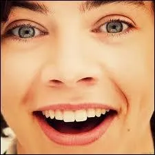 Comment s'appelle son ancien groupe ?