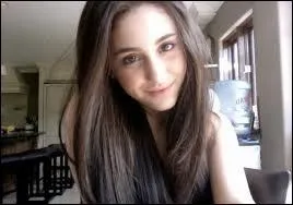 Elle a chant  Put Your Hearts Up . Qui est-ce ?