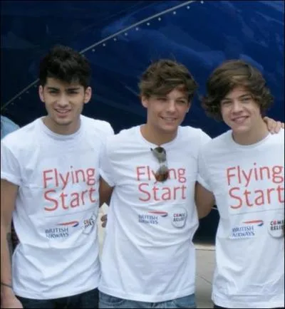 Dans le clip Little Things qui chante en premier ?