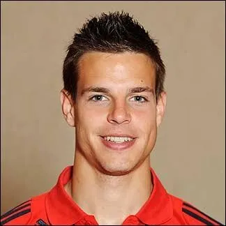 Dans quel club Csar Azpilicueta a-t-il t transfr en t 2012 ?