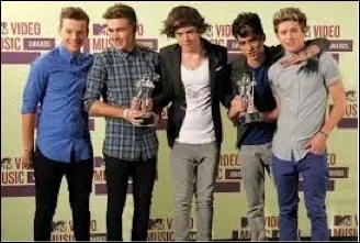 Quel membre  une fausse couleur de cheveux ?