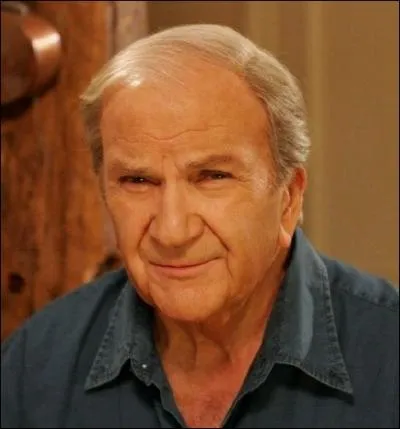 Un grand comdien populaire du grand et du petit cran, mmorable sergent-chef Chaudard de la trilogie de la 7me Compagnie ... .