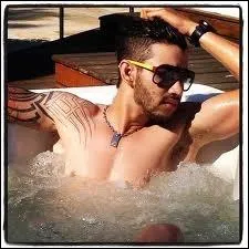 Quel chanteur brsilien interprte  As mina pira  ? (C'est bien lui sur la photo, il a chang depuis son 1er tube)