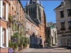 Je quitte le dpartement de l'Aisne par la ville de Vervins, o les habitants rpondent au nom de ...