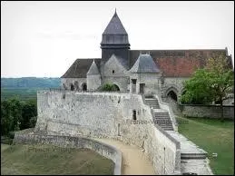 Nous allons  Coucy-le-Chteau-Auffrique, o les habitants portent le nom ...
