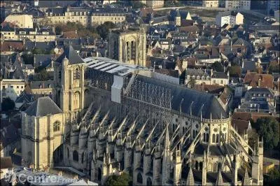 Parmi ces  people , lequel n'est pas venu  Bourges en 2012 ?