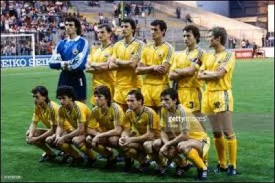 Contre quelle équipe, venue des Carpates, les Espagnols furent contraint au partage des points 1-1 ?