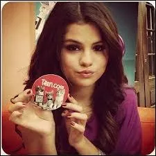 Compltez les paroles :  Magic  :  Never Been Awake ___________ 