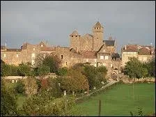 Je me rends  Beaumont-du-Prrigord, commune Dordognaise o les habitants se nomment les ...