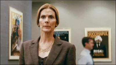 Par qui Hayley s'est-elle dj fait harceler ?