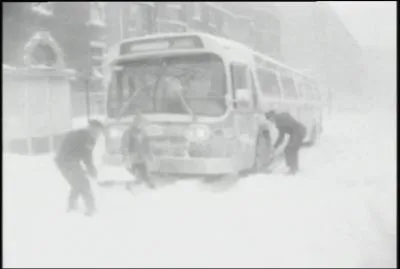 On situe gnralement la tempte du XXme sicle au 4 mars 1971. Quelle conjoncture mto a permis cette accumulation de 47 cm  Montral ?