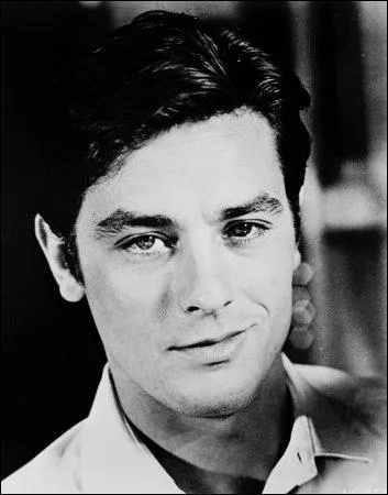 Alain Delon de son nom complet Alain Fabien Maurice Marcel Delon apparat pour la premire fois au cinma dans...