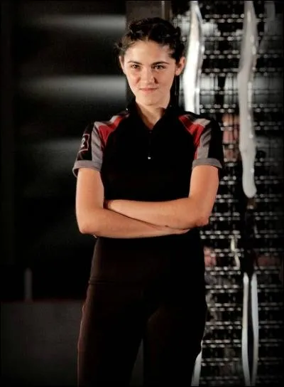 Que matrise bien Clove, la fille du district 2 ?