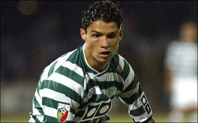 Quel tait le numro port par Cristiano Ronaldo lorsqu'il voluait au Sporting CP ?