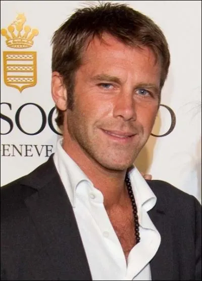 Ce vrai Prince Charmant est le Prince hritier d'Italie, et se nomme Emmanuel Philibert de Savoie, Prince de Venise et du Pimont. Son pouse est actrice et franaise, c'est ?