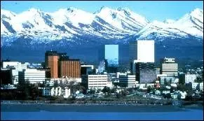 Nous approchons de l'ocan Arctique  Anchorage. O se situe cette bourgade polaire ?
