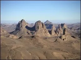 Tamanrasset est situe dans le dsert du Hoggar. O est-ce ?