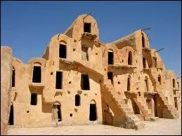 Enfin, quel tat possde la ville de Tataouine ?